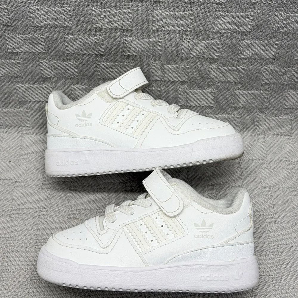 Adidas Forum Low‎ Shoes Unisex Kids Size 6 White Faux Leather Low Top